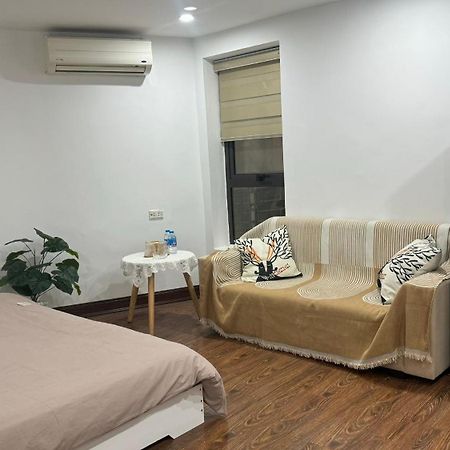 Bom House - Zxz Apartment Hanoi Bagian luar foto