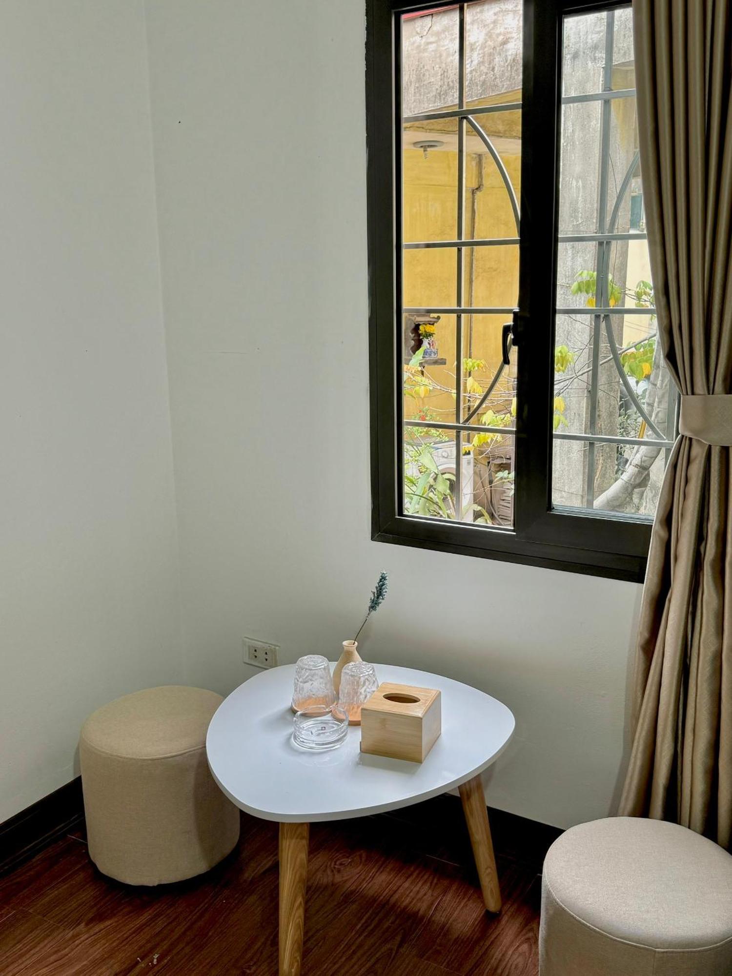 Bom House - Zxz Apartment Hanoi Bagian luar foto
