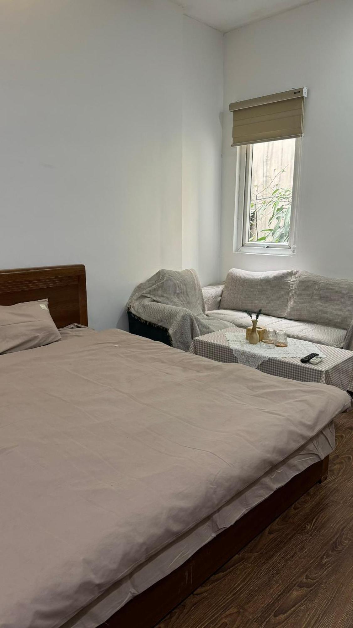 Bom House - Zxz Apartment Hanoi Bagian luar foto